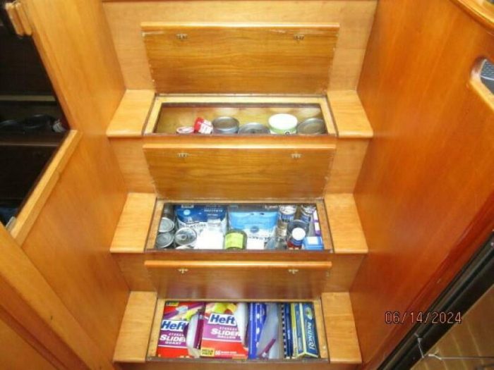 interior, Sabre, trawler for sale