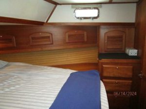 bed, Sabre, trawler for sale