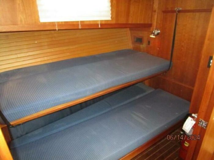 salon, Sabre, trawler for sale