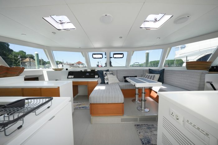 salon, Balance 482, catamaran for sale