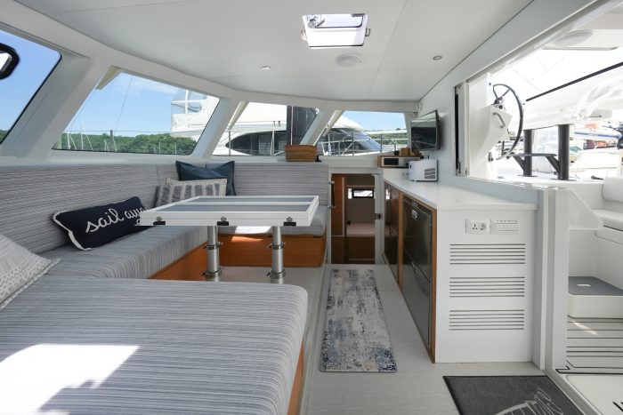 salon, Balance 482, catamaran for sale