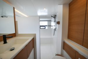 bath, Balance 482, catamaran for sale