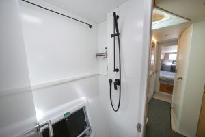 bath, Balance 482, catamaran for sale