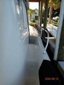 deck, Mainship 390, trawler for sale
