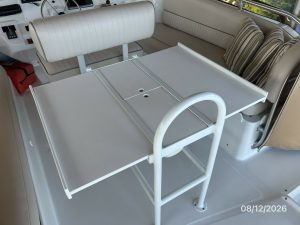 cockpit, Mainship 390, trawler for sale