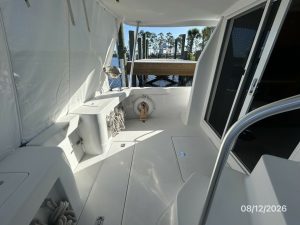 cockpit, Mainship 390, trawler for sale
