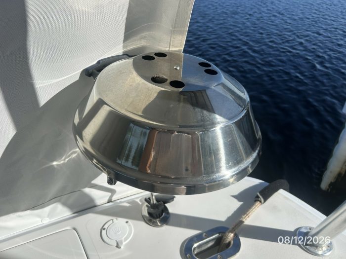 deck, Mainship 390, trawler for sale