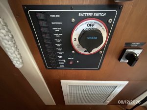 electrical, Mainship 390, trawler for sale