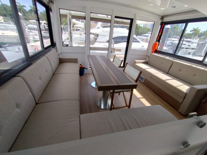 salon, Bali 4.8, catamaran for sale