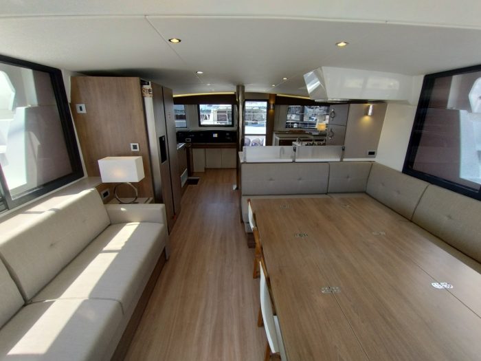 salon, Bali 4.8, catamaran for sale