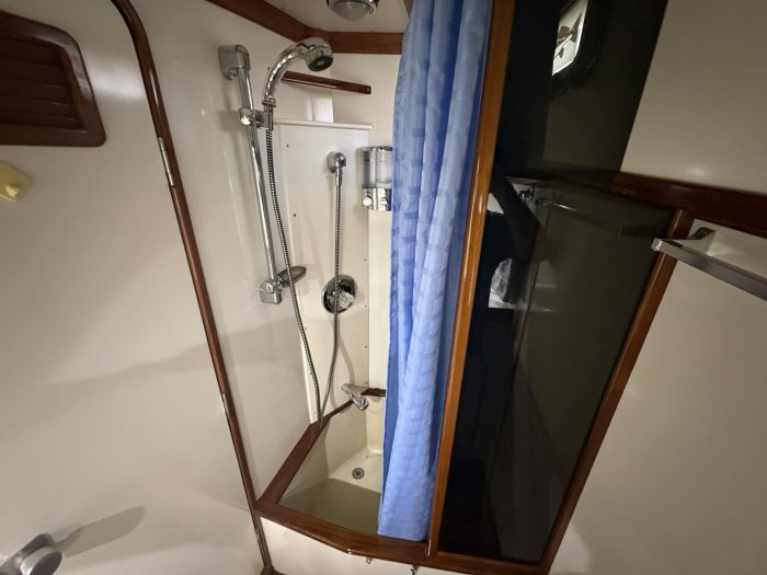 bath, Custom, sailboat for sale