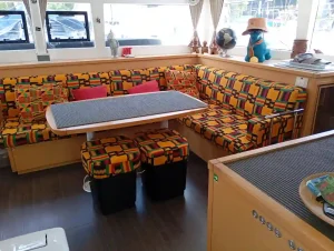 salon, Lagoon 450, catamaran for sale