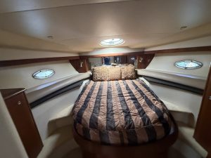 bed, Meridian, trawler for sale
