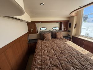 bed, Meridian, trawler for sale