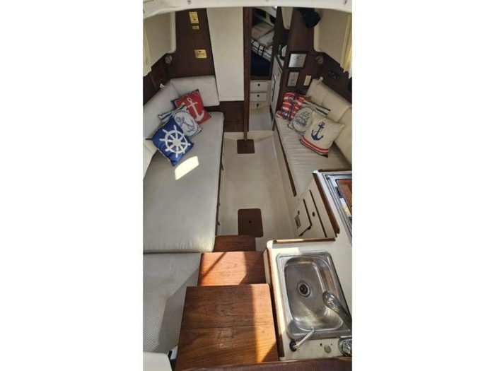 salon, Pearson, sailboat for sale
