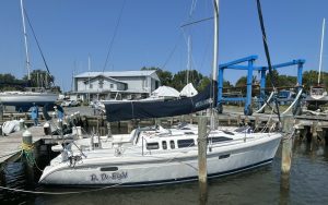 exterior, Hunter, sailboat for sale