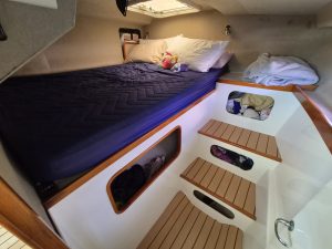 bed, Custom, power catamaran for sale