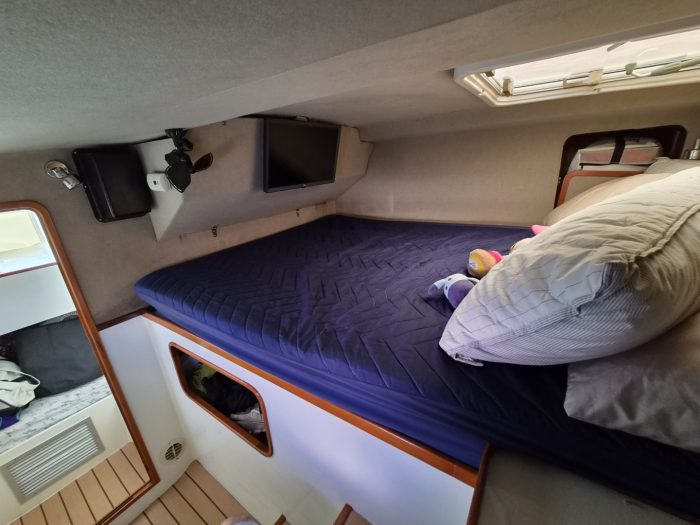 bed, Custom, power catamaran for sale