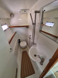 bath, Custom, power catamaran for sale