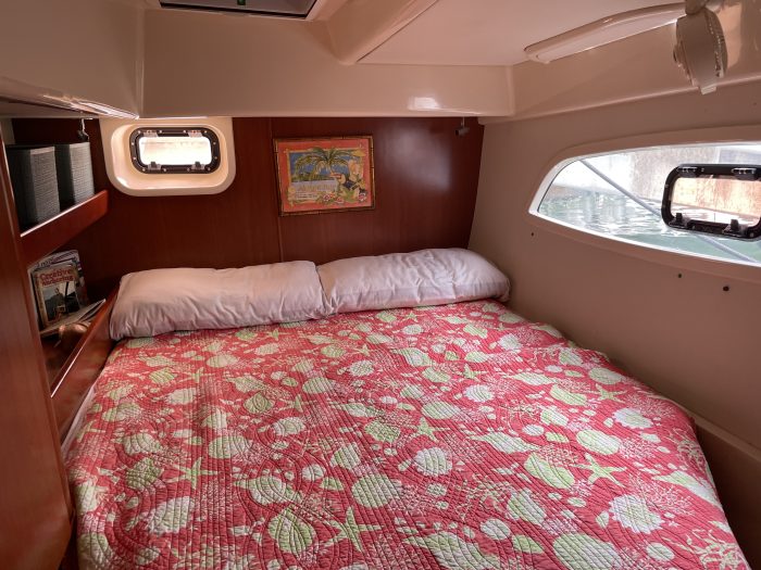 bed, Leopard 44, catamaran for sale