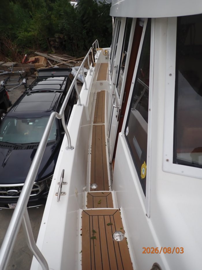 deck, Mainship 430 Trawler, trawler for sale