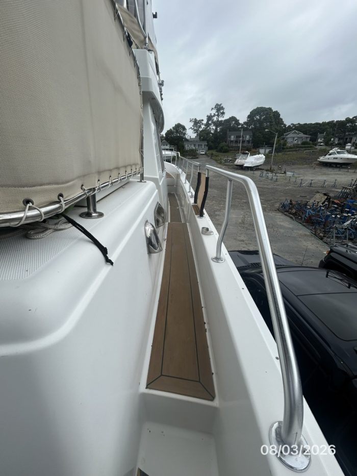 deck, Mainship 430 Trawler, trawler for sale