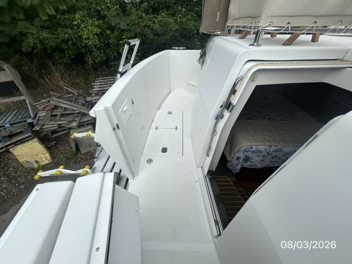 deck, Mainship 430 Trawler, trawler for sale