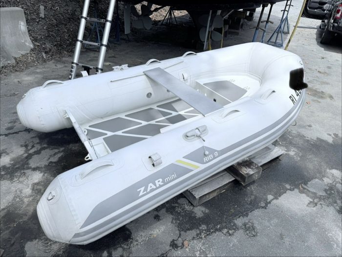 boatyard, Mainship 430 Trawler, trawler for sale