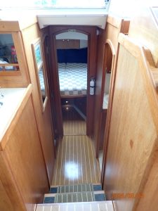 interior, Mainship 430 Trawler, trawler for sale
