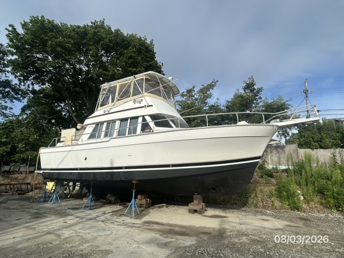 boatyard, Mainship 430 Trawler, trawler for sale