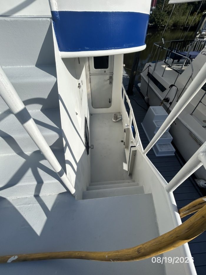 deck, Florida Bay Coaster 50 Pilothouse, trawler for sale