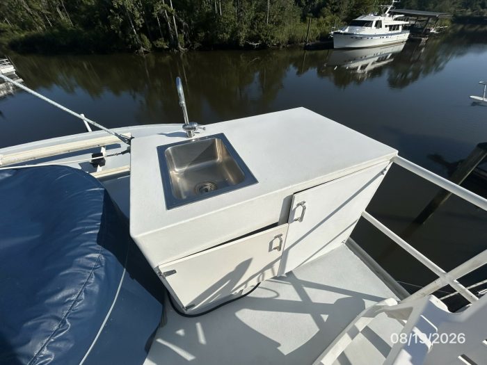 deck, Florida Bay Coaster 50 Pilothouse, trawler for sale