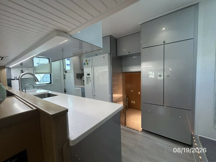 interior, Florida Bay Coaster 50 Pilothouse, trawler for sale