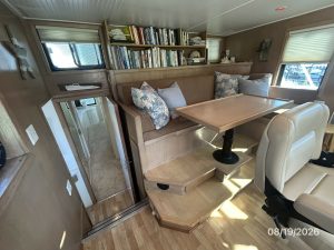 salon, Florida Bay Coaster 50 Pilothouse, trawler for sale