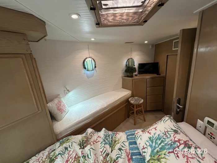 interior, Florida Bay Coaster 50 Pilothouse, trawler for sale
