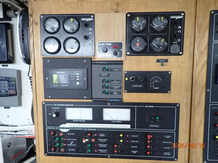 electrical, Florida Bay Coaster 50 Pilothouse, trawler for sale