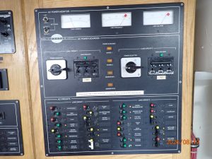 electrical, Florida Bay Coaster 50 Pilothouse, trawler for sale