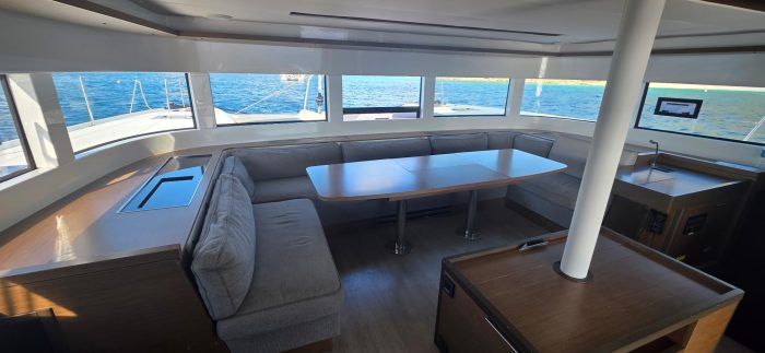 salon, Lagoon 50, catamaran for sale