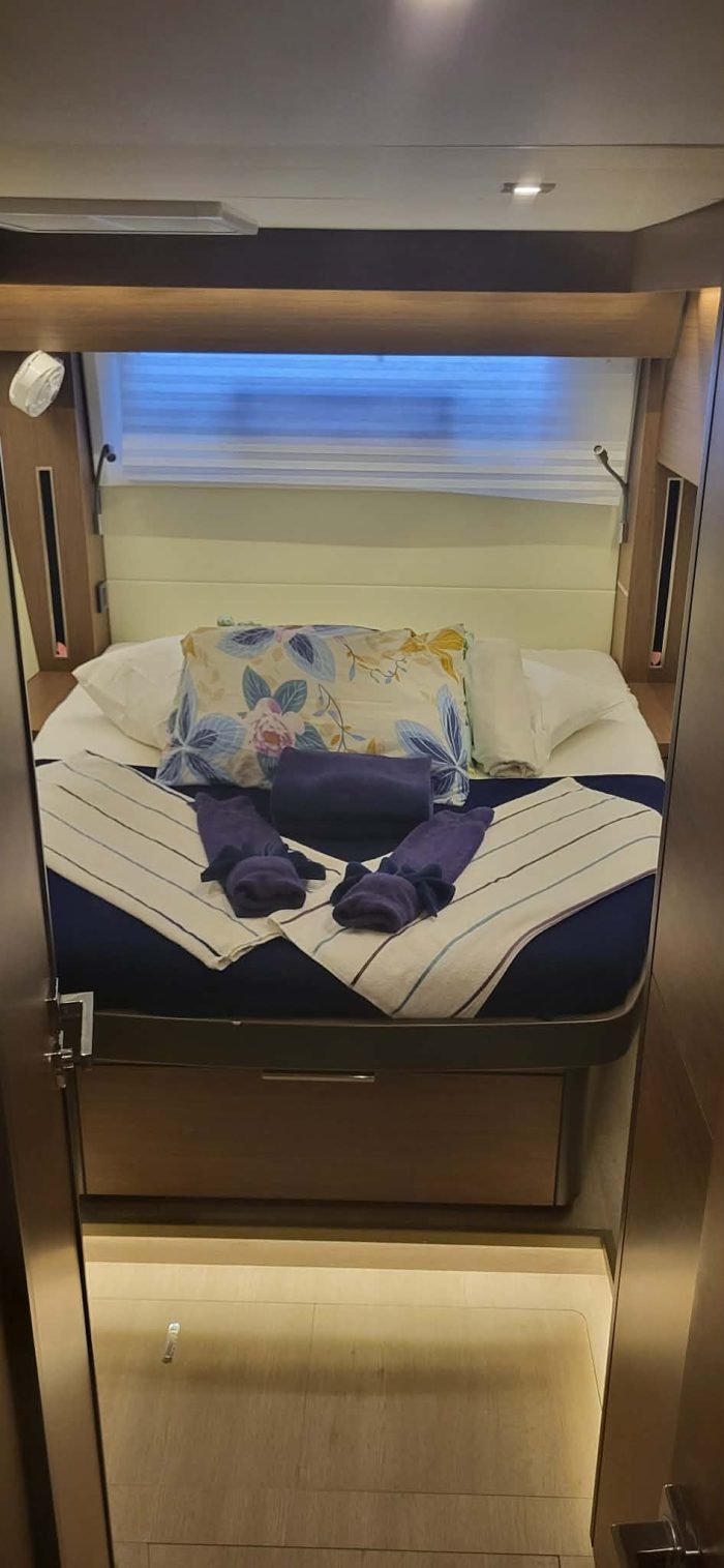 bed, Lagoon 50, catamaran for sale