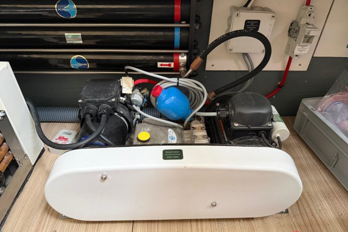 mechanical, Outremer 55, catamaran for sale