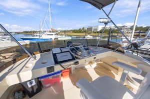 helm, Camano 31 Troll, trawler for sale