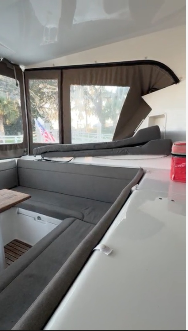 deck, Lagoon 421, catamaran for sale