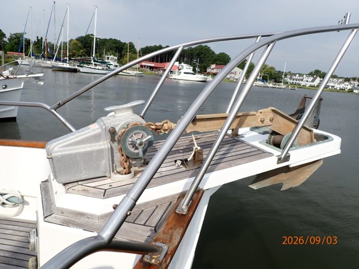 deck, Grand Banks 42 Classic, trawler for sale