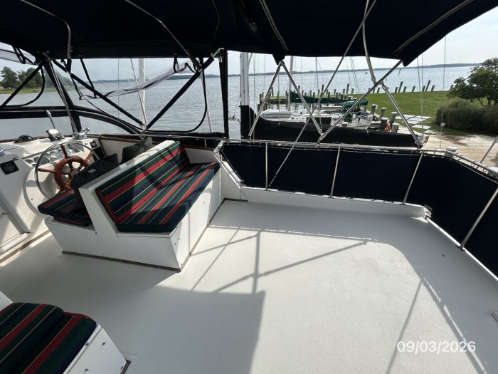 cockpit, Grand Banks 42 Classic, trawler for sale