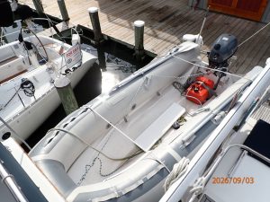deck, Grand Banks 42 Classic, trawler for sale