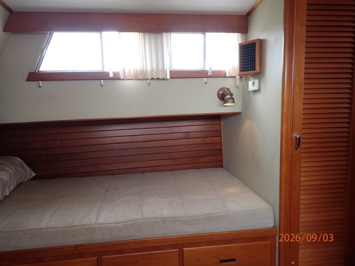 interior, Grand Banks 42 Classic, trawler for sale