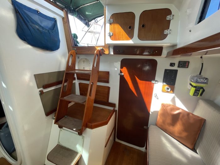 interior, Corbin 39 Mark I, sailboat for sale