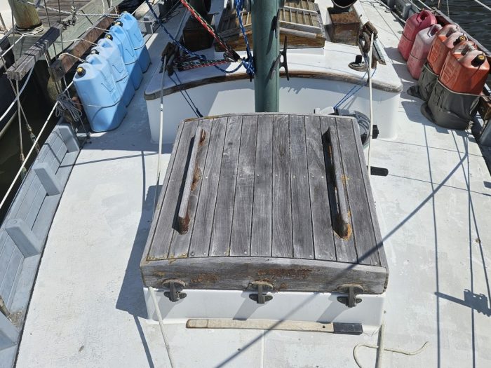 deck, Bristol 28 Channel Cutter, sailboat for sale