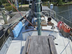 deck, Bristol 28 Channel Cutter, sailboat for sale