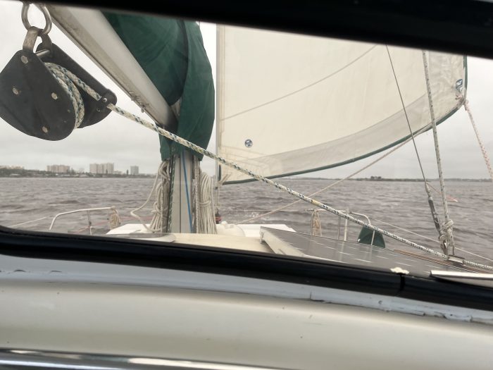 underway, Summer Twins 28, catamaran for sale